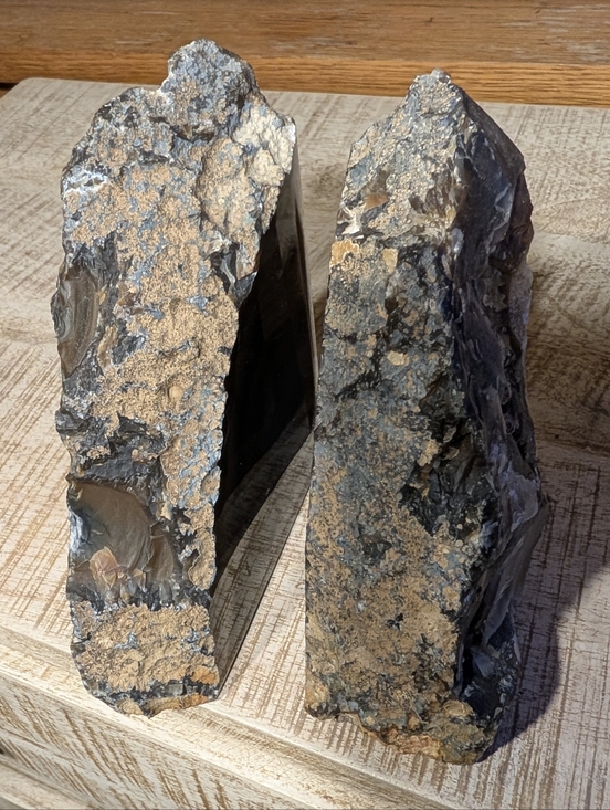 Pair Of Agate Geodes Bookends or Design Pieces Natural Color w/ Quartz Center - Picture 9 of 15